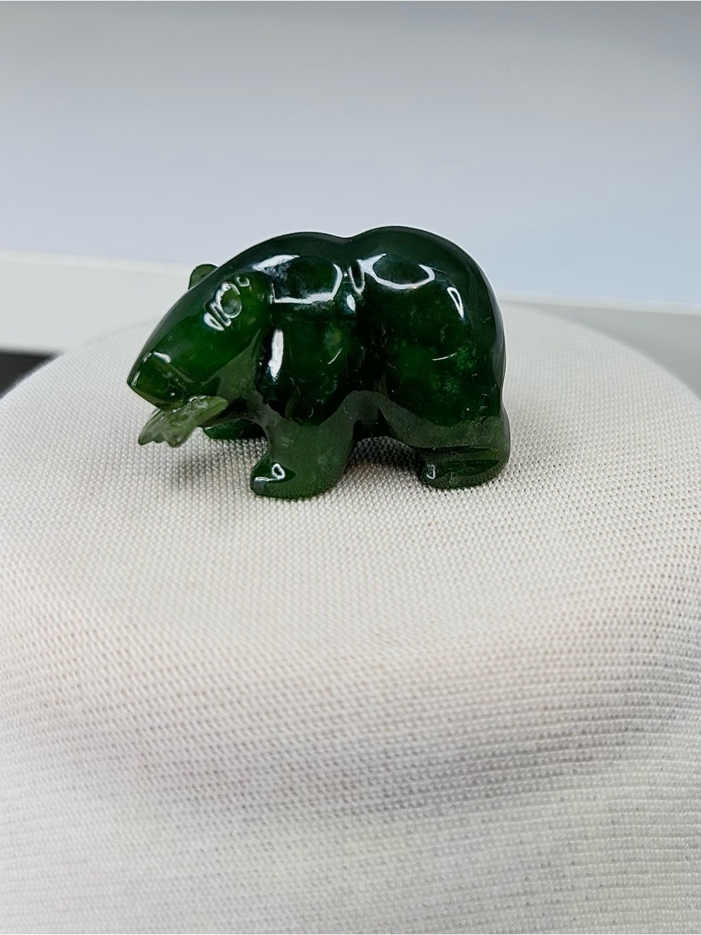 Nephrite Green jade Bear with fish carved figurine